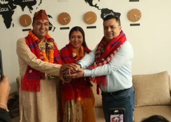 एनआरएनएका अध्यक्षत्रयले सम्हाले नेतृत्व