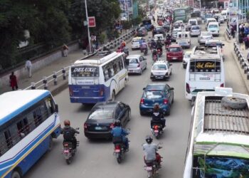 आइतबारबाट सार्वजनिक यातायातमा भाडा बढ्दै