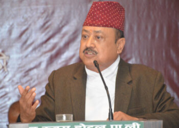 धनगढीको मेयरमा विवेकशील साझाले स्वतन्त्र उम्मेदवार गोपाल हमाललाई समर्थन गर्ने