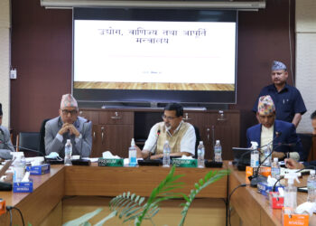 बजेट निर्माणका बिषयमा वन तथा वाताबरण, भौतिक र उद्योग मन्त्रालयसँग छलफल