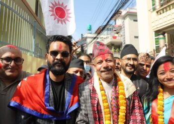 प्रचार- प्रसारका क्रममा सिनामंगलमा केशव स्थापित र बालेन शाहको जम्काभेट