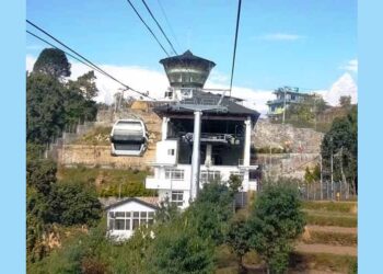 एस.ई.ई. दिई बसेका र नवविवाहित जोडीका लागि अन्नपूर्ण केबुलकारकोे अफर