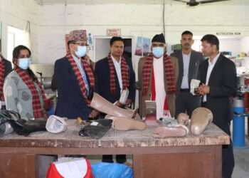 हरियोखर्क अस्पताल अनुगमनमा मुख्यमन्त्री पोखरेल, ‘स्वास्थ्यका क्षेत्रमा देखिने गरी काम गछौं’