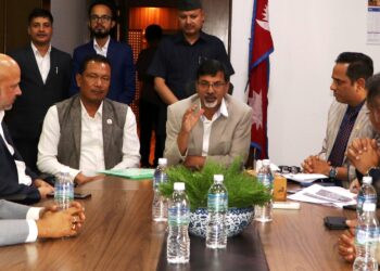 पूर्वका उद्योगीसँग अर्थमन्त्रीले भन्नुभयो, ‘हाम्रो उदेश्य व्यवसायीलाई कतै पनि अप्ठ्यारो पार्ने होइन’