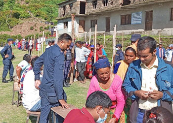 बाजुराको बुढीगंगामा ६७ प्रतिशत मतदान, मतपेटिका संकलन हुँदै