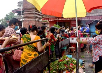 आज साउन महिनाको अन्तिम सोमबार, शिवालयमा घुइँचो
