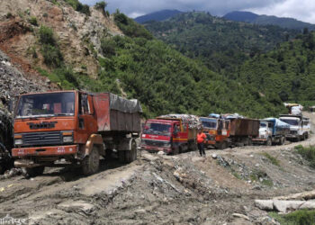 बन्चरेडाँडामा प्रहरी परिचालन गरेर फोहोर विसर्जन