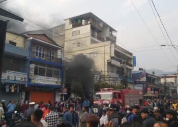 पोखराको लेकसाइडस्थित सेल्वेजको गोदाममा आगलागी