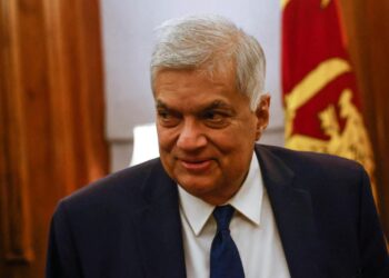 श्रीलंकाका राष्ट्रपतिद्वारा सरकारी खर्च कटौती गर्न निर्देशन