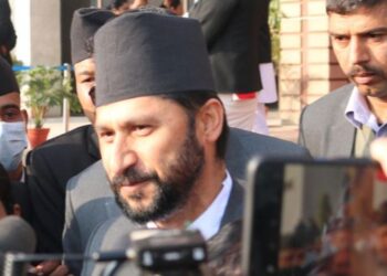 सरकारले मिटरब्याज पीडितको समस्या तत्काल समाधान गर्नुपर्छः  रवि लामिछाने
