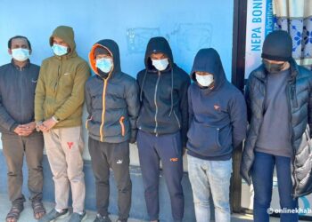 तिब्बतीलाई नेपाली नागरिकता दिलाएको आरोपमा ५ जना पक्राउ