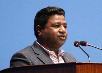 रास्वपाका प्रमुख सचेतक सन्तोष परियारले संसदमा मागे माफी