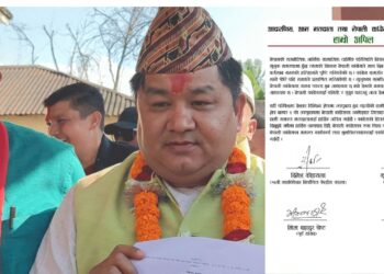 चितवन क्षेत्र नम्बर २ मा नेपाली कांग्रेसका उम्मेदवार जितनारायण श्रेष्ठलाई कांग्रेसका विद्रोहीहरूको  साथ