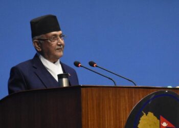 रोम जलिरहेछ, निरो बाँसुरी बजाइरहेछ :  केपी शर्मा ओली