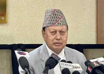 अस्पतालहरुमा बेड उपलब्धताको स्थिति वेबसाइटमा राख्न स्वास्थ्यमन्त्रीको निर्देशन