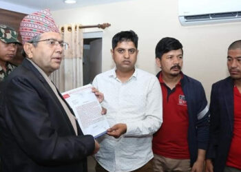 सांसद विकास कोष हटाउन माग राख्दै सभामुखलाई अनेरास्ववियुको ज्ञापनपत्र