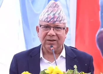 गठबन्धन तोड्ने षडयन्त्र भइरहेको छ: माधवकुमार नेपाल