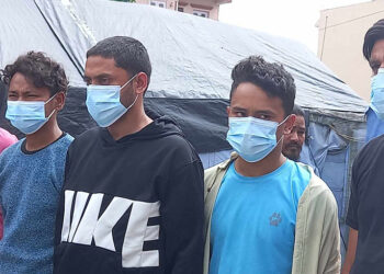 काठमाडौंमा मर्निङ वाकमा निस्किएका महिलालाई पिछा गर्दै लुटपाट गर्ने गिरोह पक्राउ