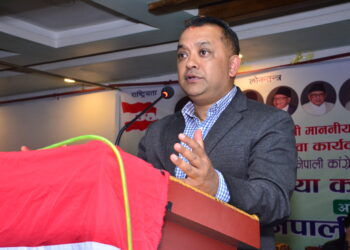 संसदमा गगन थापाले भने- प्रधानमन्त्रीजी नयाँ ढंगले सामना गर्न तयार हुनुहोला