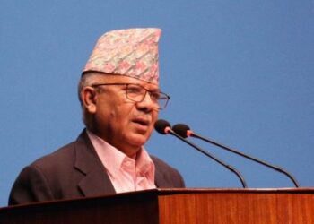 हामीलाई गठबन्धनबाट बाहिर निकाल्ने षड्यन्त्र भइरहेको छ – माधव नेपाल