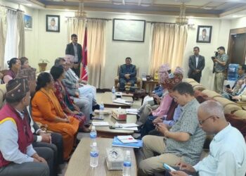 सरकार र आन्दोलनरत शिक्षकबीच सिंहदरबारमा वार्ता जारी