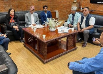 नेपालीको उद्धार गर्न परराष्ट्रमन्त्रीसहितको टोली लिएर इजरायल उड्यो जहाज