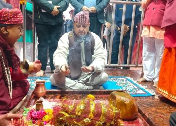 पूर्वराजाद्वारा गढीमाईमा पूजाआजा