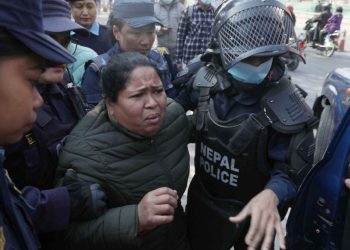 सर्वोच्च पुगेकी न्यायाधीश गिरीकी पत्नी आरती रावल पक्राउ