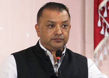 विवादित मन्त्री र सांसदलाई घर पठाउन गगन थापाको माग