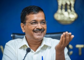 दिल्लीका मुख्यमन्त्री अरबिन्द केजरीवाल पक्राउ
