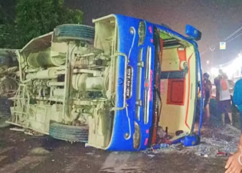 नेपाली तीर्थयात्री सवार बस भारतमा दुर्घटना