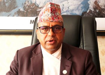 मनपरी हवाई भाडा  बढी लिनेलाई कारबाही गर्छौं : मन्त्री पाण्डे