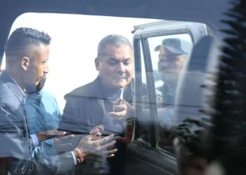 दुर्गा प्रसाईँलाई अस्पताल लगियो