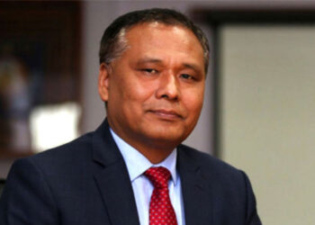 कुलमानलाई पदबाट हटाउने सरकारको निर्णय