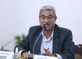 गृहमन्त्री रमेश लेखकले दिए राजीनामा