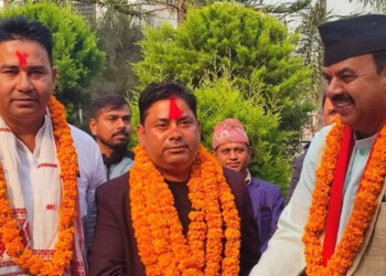 रुपन्देही-३ का  जसपा नेपालका उम्मेदवार तथा कार्यकर्ता एमालेमा प्रवेश